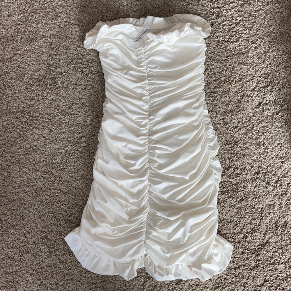 White-Lucy in the Sky strapless ruched dress